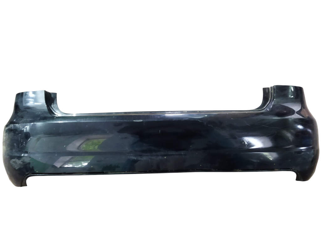 Passat. Бампер задній Volkswagen Passat 2012-2015 561807421EGRU Volkswagen Passat