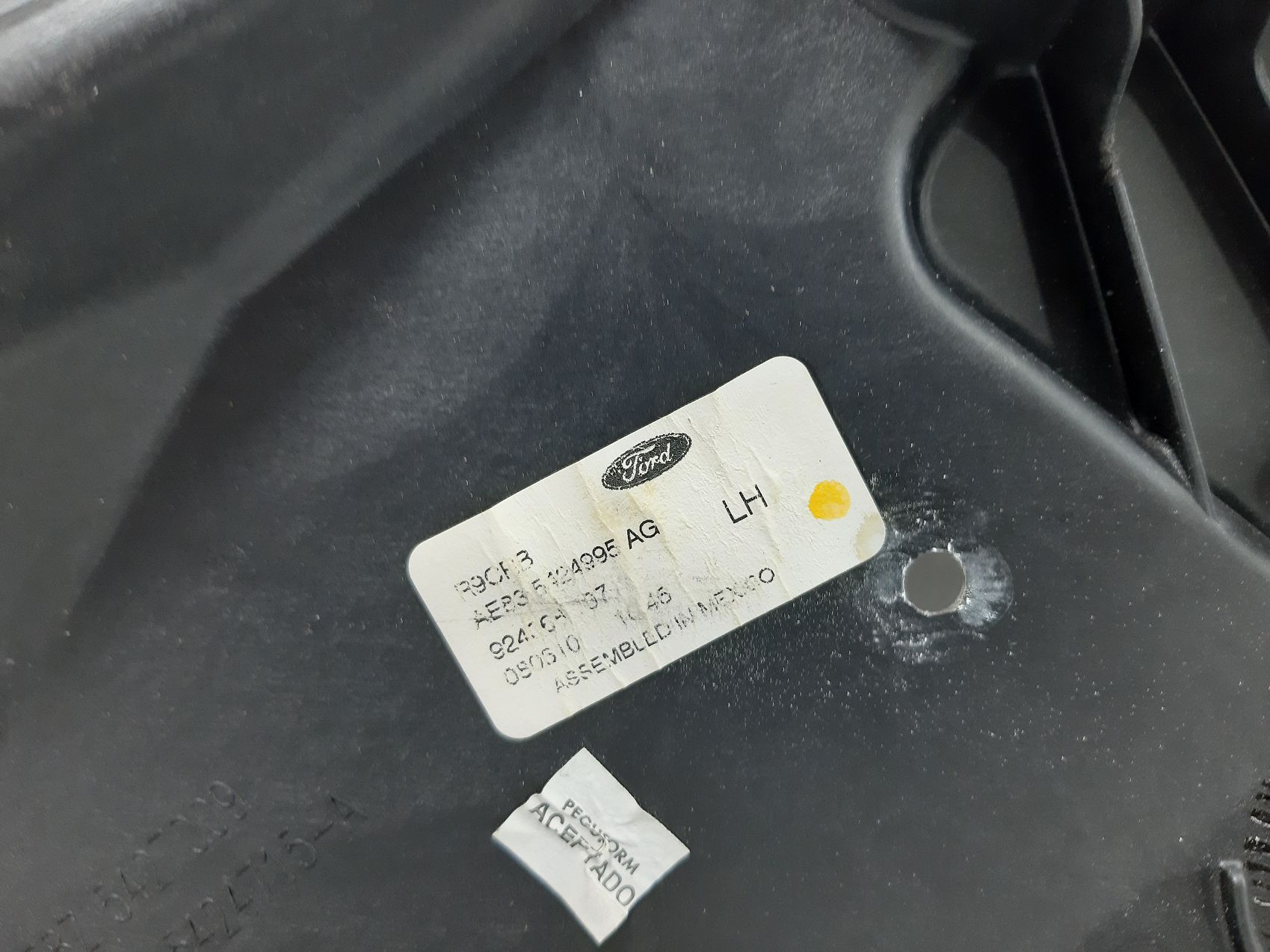 Fiesta Склопідйомник дверей задньої лівої механічний Ford Fiesta 2011-2019 BE8Z5427001A Ford Fiesta 2