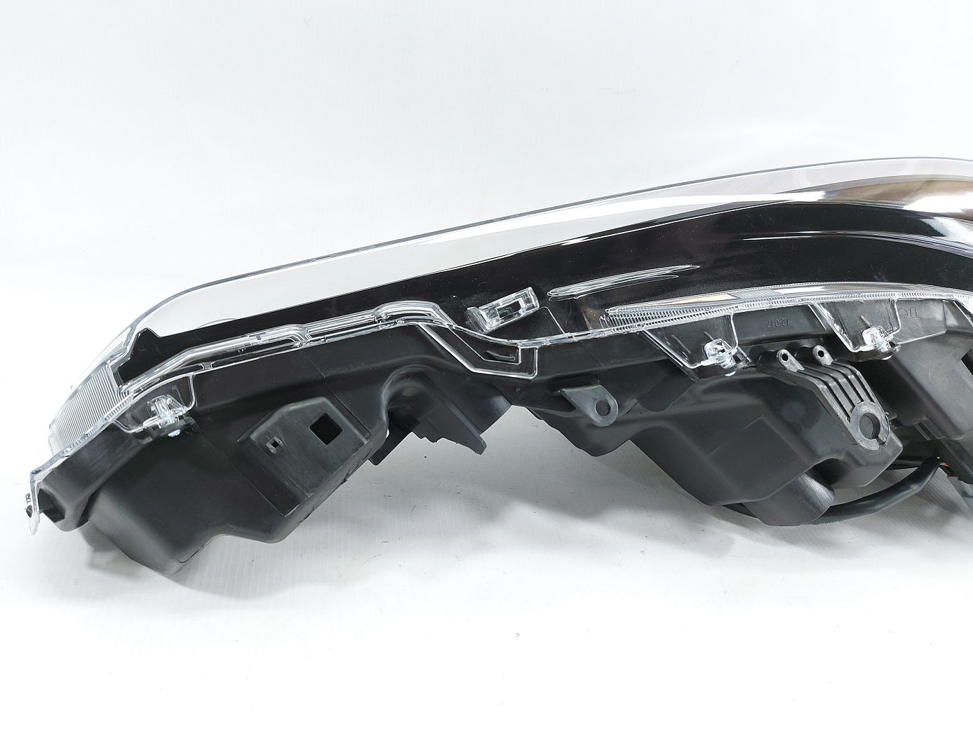 Фары головного света Фара передняя правая (SE/XSE) Toyota Corolla 2019-2021 8111002S50 Toyota Corolla 7