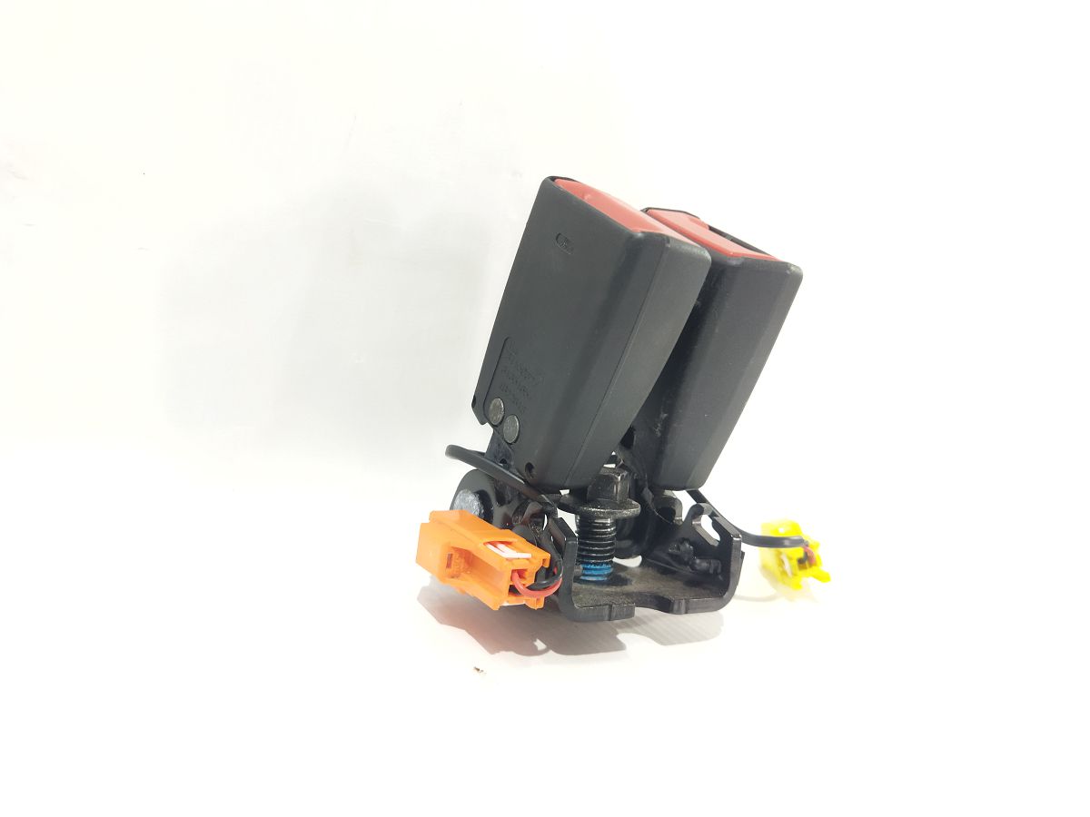 S60 Пряжка задніх ременів безпеки права Volvo S60 2011-2018 31351657 Volvo S60 2