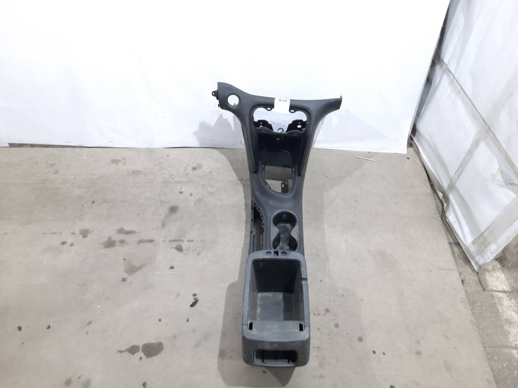 Dart Консоль центральна Dodge Dart 2014-2016 1YZ07DX9AC Dodge Dart 28
