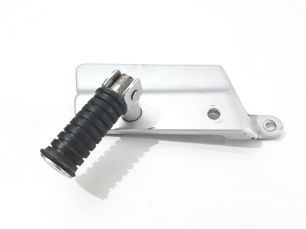 Xv 250. Підніжка пасажира ліва YAMAHA XV 250 1988-2020 2UJ274300035 YAMAHA XV 250