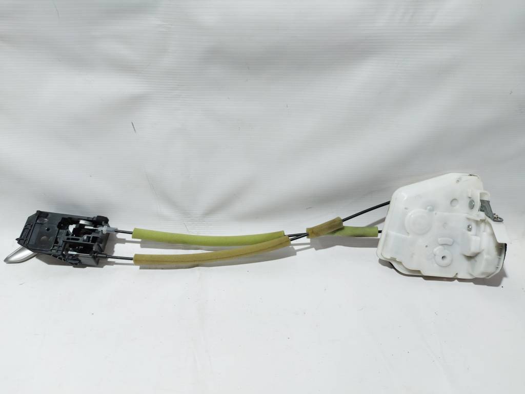 3 Замок дверей задньої правої Mazda 3 2014-2018 BHP272310B Mazda 3 9