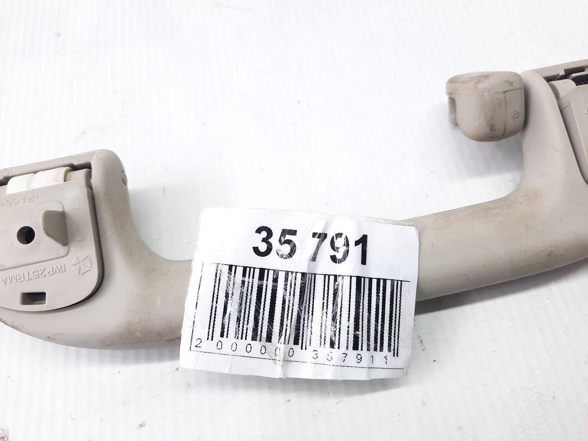 Dart Ручка потолочная вешалка Dodge Dart 2013-2019 1SW77HDAAE Dodge Dart 12