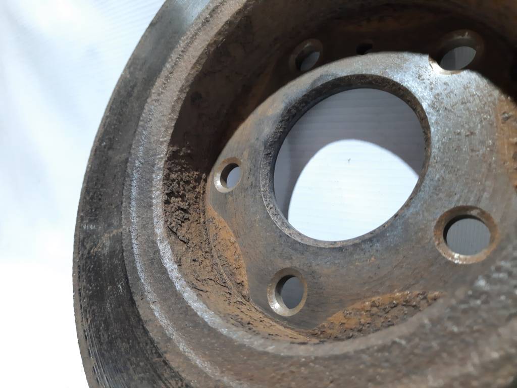 3 Диск гальмівний задній лівий/правий Mazda 3 2014-2018 BJS726251B Mazda 3 4