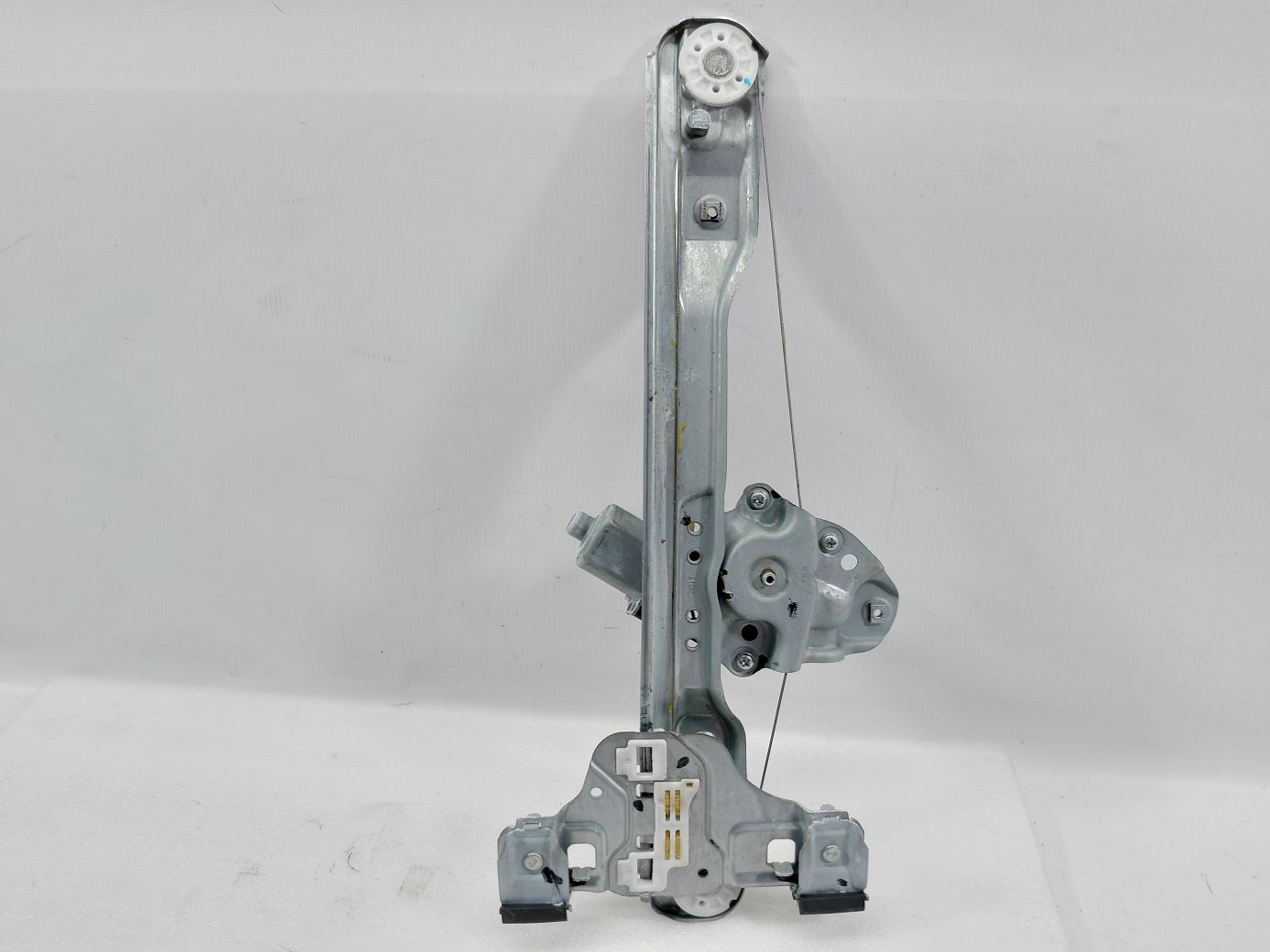 Ats Стеклоподъемник двери задней левой Cadillac ATS 2013-2018 22914588 Cadillac ATS 3 Ats Стеклоподъемник двери задней левой Cadillac ATS 2013-2018 22914588 Cadillac ATS 3