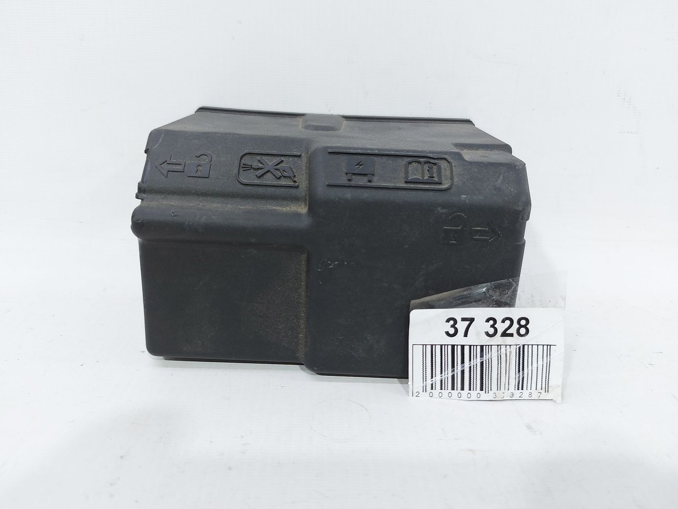 Malibu. Клемнік АКБ Chevrolet Malibu 2018 84692223 Chevrolet Malibu