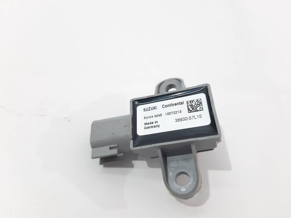 Kizashi Датчик удара двери передней левой Suzuki Kizashi 2010-2013 3893057L10 Suzuki Kizashi 2 Kizashi Датчик удара двери передней левой Suzuki Kizashi 2010-2013 3893057L10 Suzuki Kizashi 2
