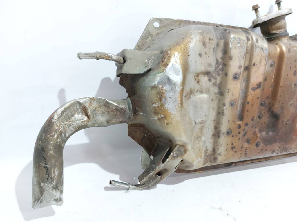 3 Вихлопний глушник Mazda 3 2014-2018 PE7040100B Mazda 3 8