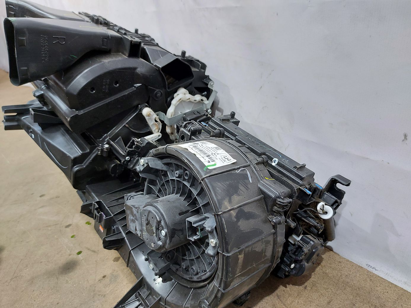 Journey Печка Dodge Journey 2013-2014 68038526AD Dodge Journey 9