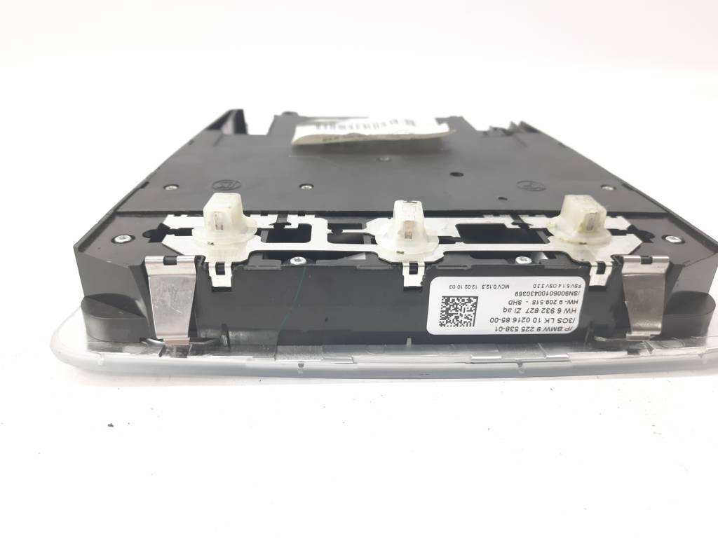 328i xdrive Плафон стельовий передній BMW 328i xDrive 2010-2011 61319218161 BMW 328i xDrive 8