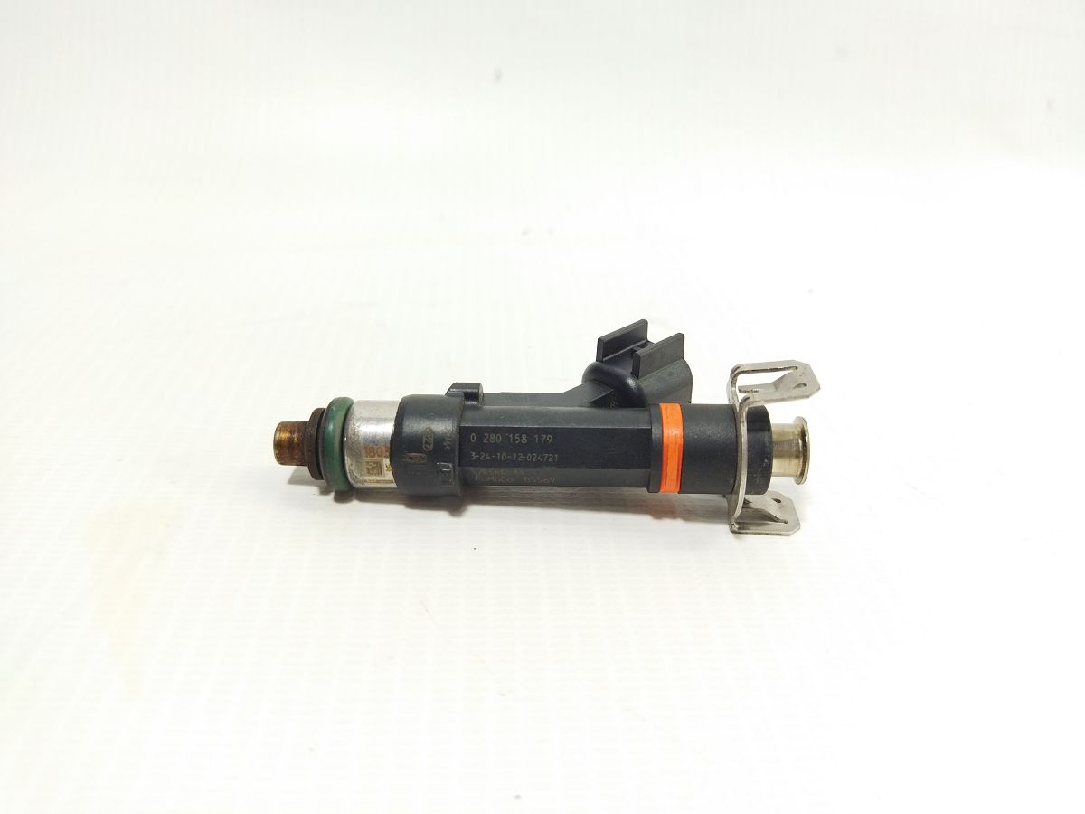 Fusion hybrid Форсунка розпилювач Ford Fusion Hybrid 2013-2020 8S4Z9F593A Ford Fusion Hybrid 3