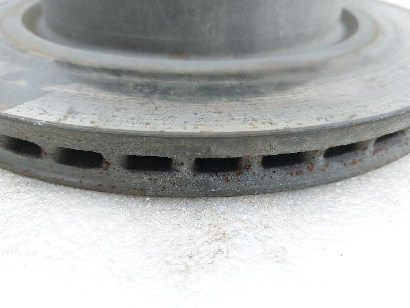 Regal Диск гальмівний задній лівий / правий Buick Regal 2012-2017 23118534 Buick Regal 2