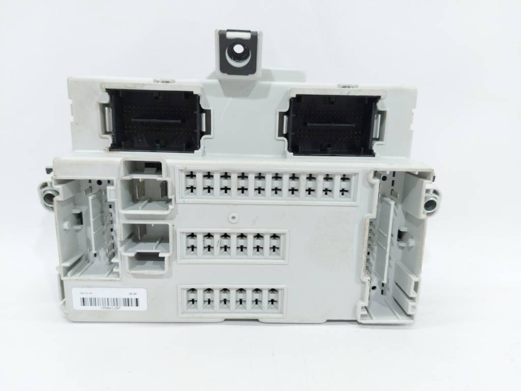 Dart Блок запобіжників салону Dodge Dart 2014-2016 68199630AE Dodge Dart 14