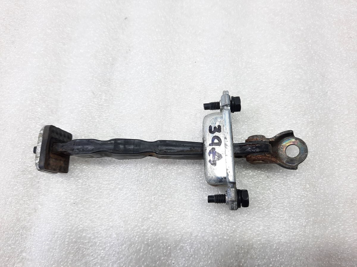 Sonata Обмежувач відчинення дверей задньої лівої Hyundai Sonata 2011-2015 794803S000 Hyundai Sonata 2