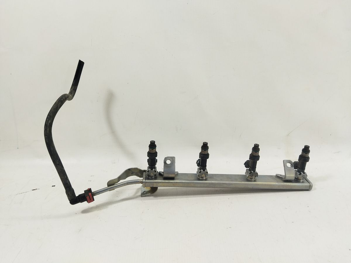 Rogue. Паливна рейка з форсунками Nissan Rogue 2014-2020 175204BA0A Nissan Rogue Rogue. Паливна рейка з форсунками Nissan Rogue 2014-2020 175204BA0A Nissan Rogue