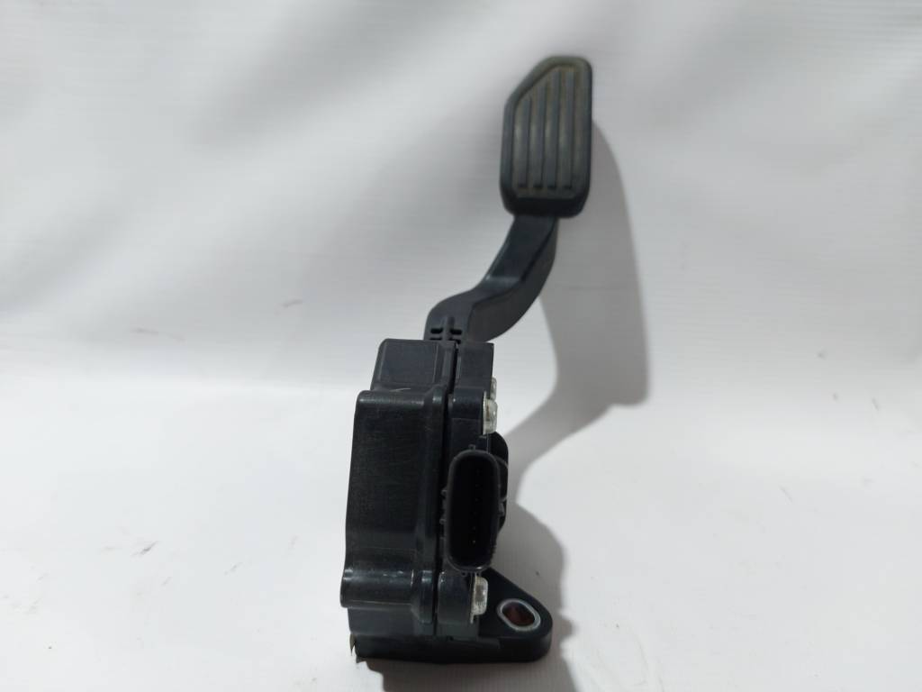 Prius c Педаль газу Toyota Prius C 2012-2019 7811052200 Toyota Prius C 6