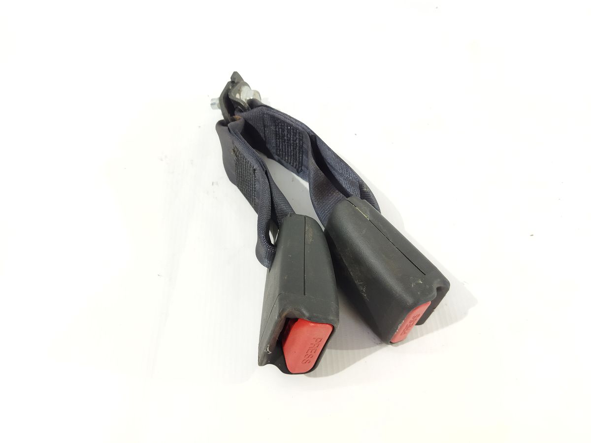 Altima Пряжка задніх ременів безпеки Nissan Altima 2013-2018 888423TA8B Nissan Altima 2