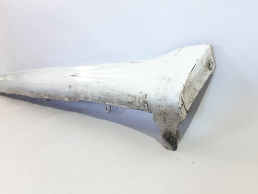 Scion tc Накладка порога права Toyota Scion TC 2005-2010 7690121050A0 Toyota Scion TC 2