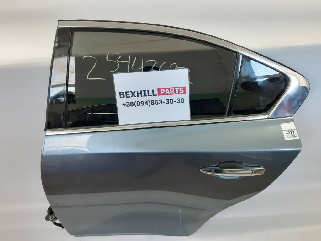 Maxima Двері задні ліві Nissan Maxima 2011-2012 821019DC0A Nissan Maxima 20