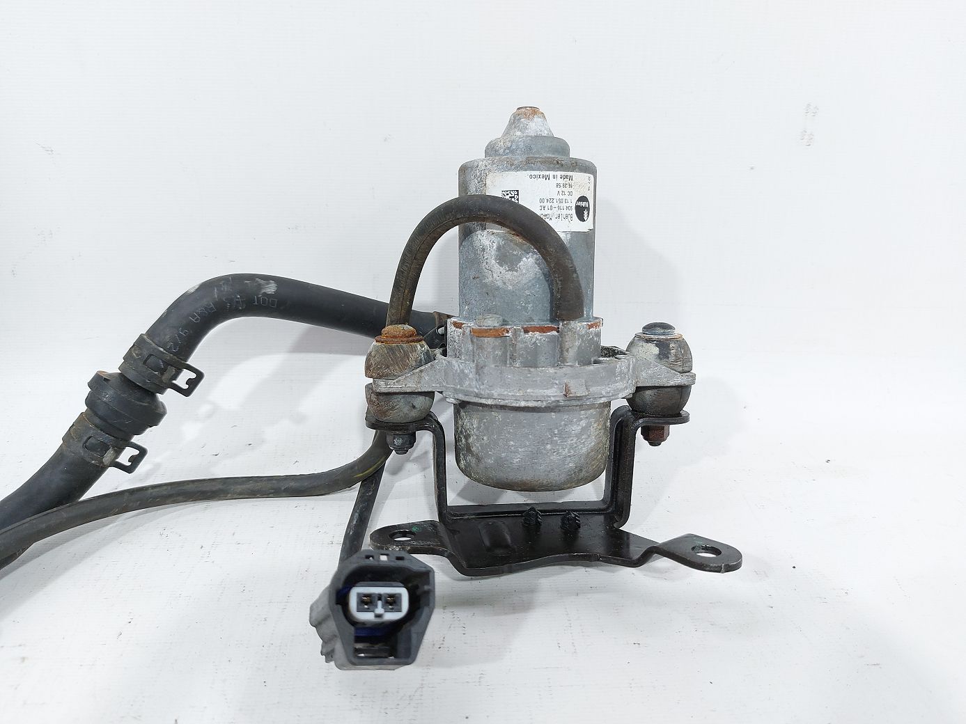 Trax Вакуумный насос Chevrolet Trax 2016-2018 95363358 Chevrolet Trax 2