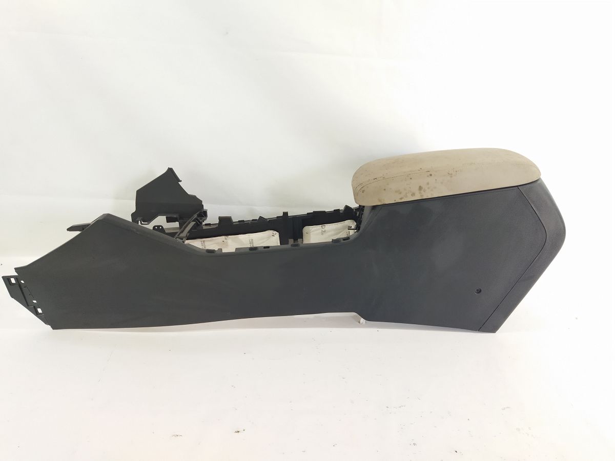 Optima. Консоль центральна Kia Optima 2016-2020 84610D5000WK Kia Optima Optima. Консоль центральна Kia Optima 2016-2020 84610D5000WK Kia Optima