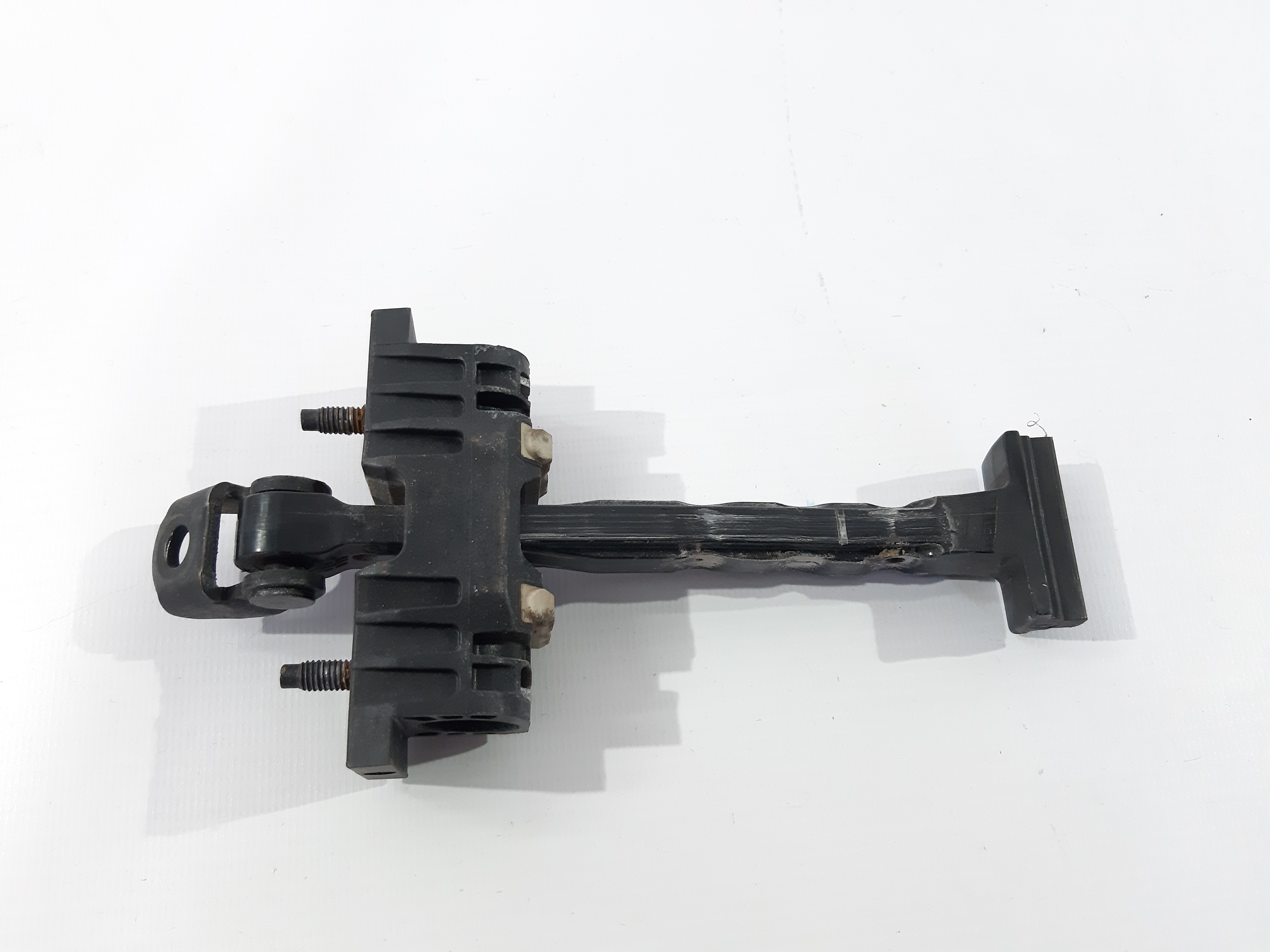 Malibu. Обмежувач двері передньої лівої Chevrolet Malibu 2008-2012 15952852 Chevrolet Malibu Malibu. Обмежувач двері передньої лівої Chevrolet Malibu 2008-2012 15952852 Chevrolet Malibu