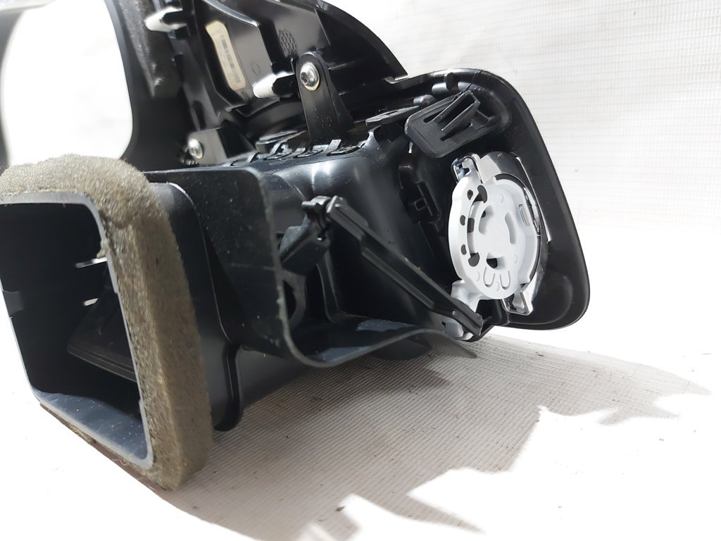 200 Накладка панелі приладів Chrysler 200 2015-2017 5SQ57JXPAA Chrysler 200 5