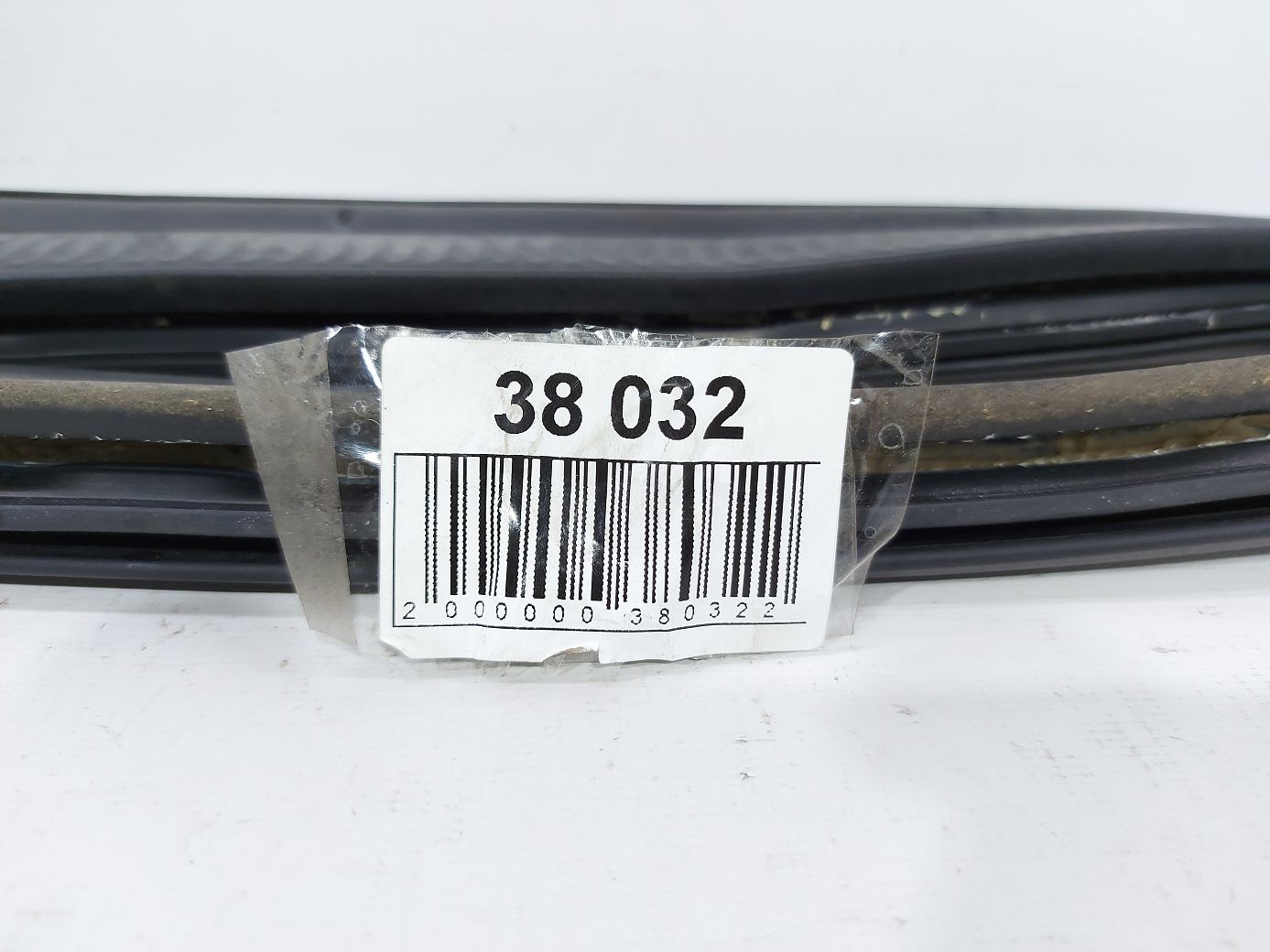 Grand caravan Ущільнювальна гумка багажного відділення Dodge Grand Caravan 2008-2020 5054274AF Dodge Grand Caravan 4