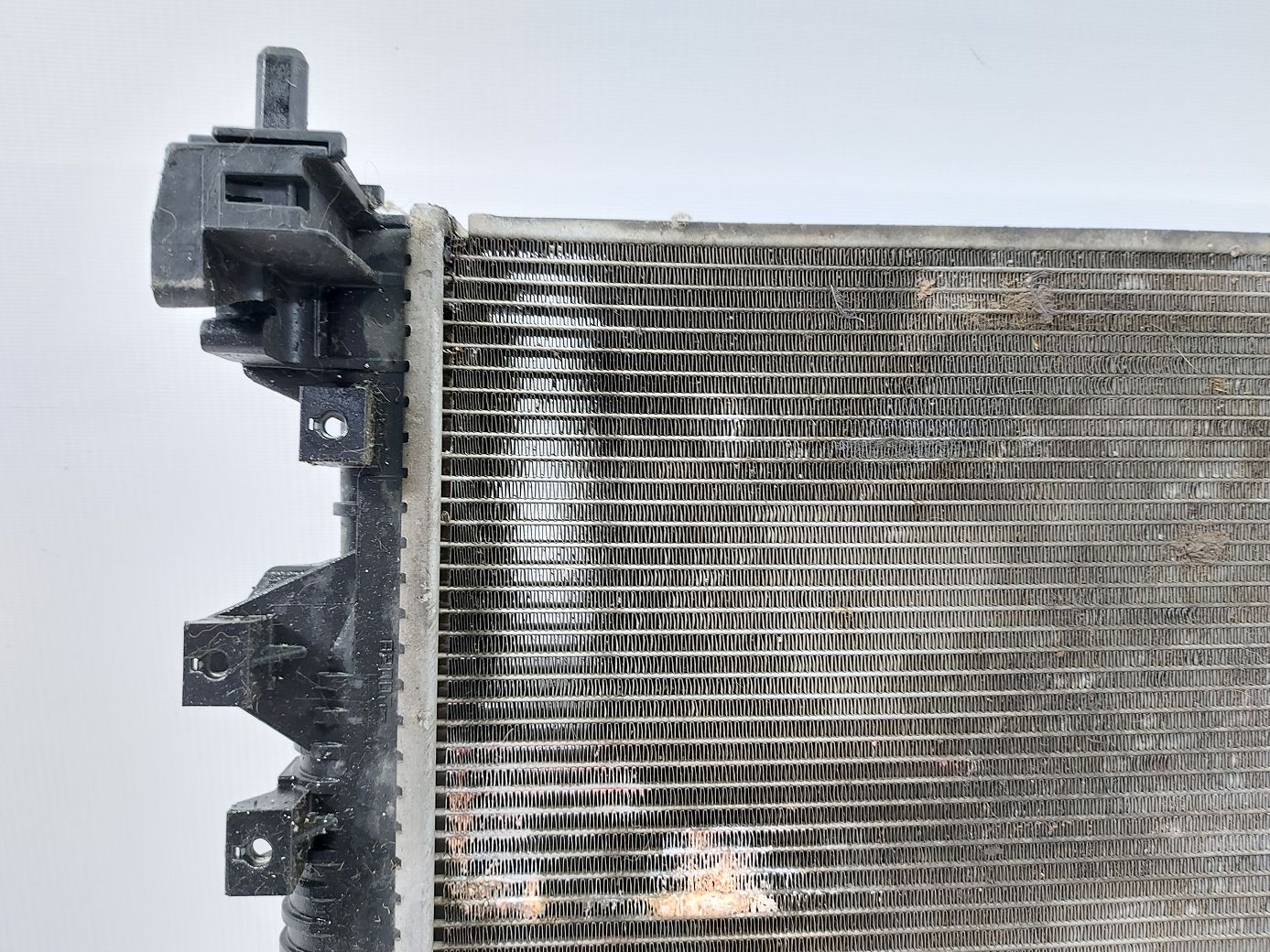 200 limited Радиатор охлаждения двигателя Chrysler 200 Limited 2015-2017 68197299AC Chrysler 200 Limited 9