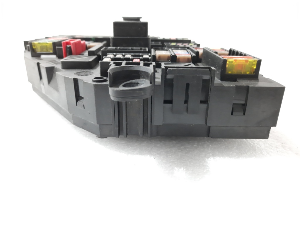 7 series Блок запобіжників BMW 7 2012 923442301 BMW 7 6