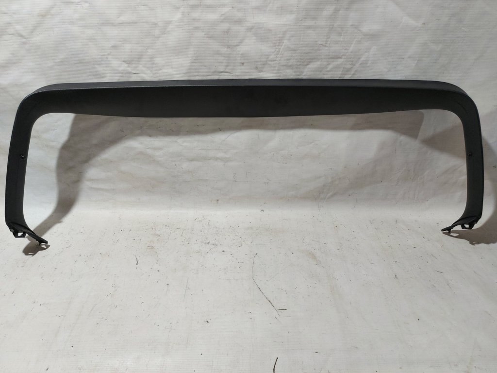 Golf Накладка кришки багажника верхня Volkswagen 2010-2014 5K686760382V Volkswagen Golf 1
