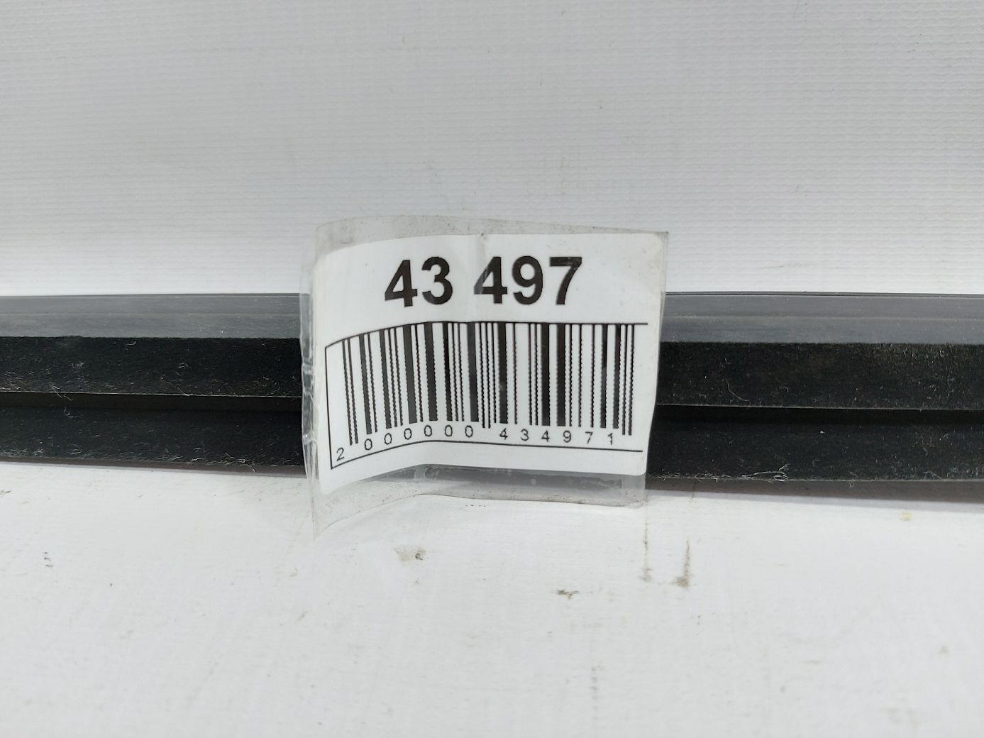 Journey Уплотнительная резинка стекла передней левой внутренняя Dodge Journey 2009-2020 5076875AC Dodge Journey 4 Journey Уплотнительная резинка стекла передней левой внутренняя Dodge Journey 2009-2020 5076875AC Dodge Journey 4