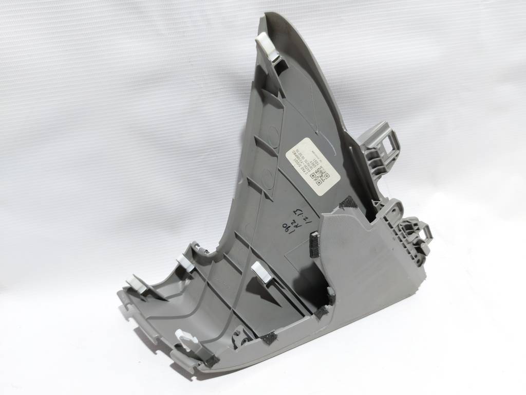 Elantra Уголок торпеды верхний левый Hyundai Elantra 2017 84730F3100XUG Hyundai Elantra 4