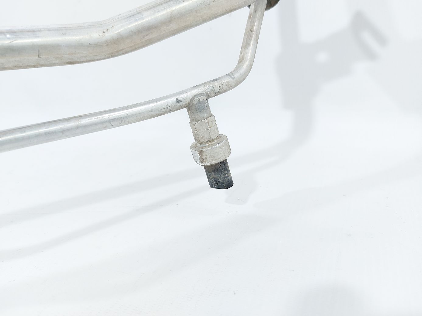 Dart Трубка кондиционера Dodge Dart 2014-2016 68193946AB Dodge Dart 3