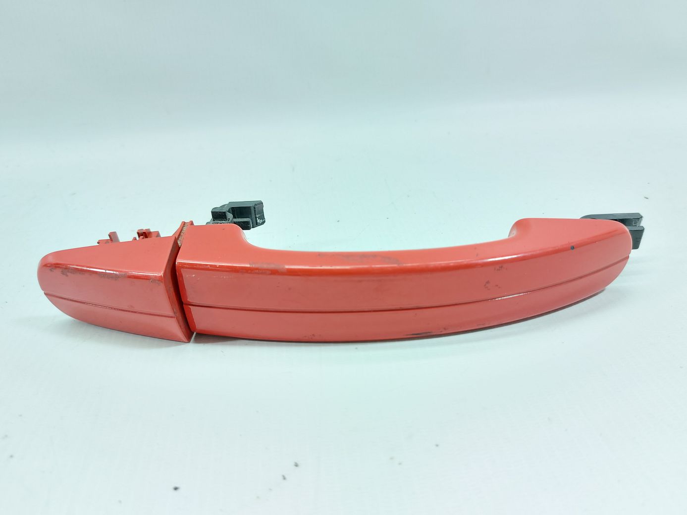 Focus. Ручка двери задней правой наружная (красная) Ford Focus 2012-2018 CV6Z5422404DA Ford Focus