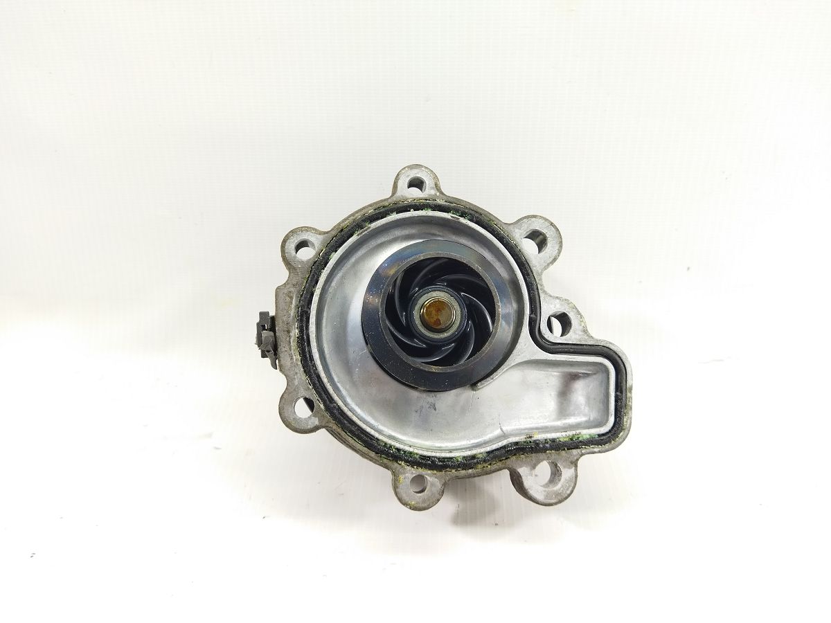 3 Помпа водяная Mazda 3 2016-2018 PEDD15010A Mazda 3 4