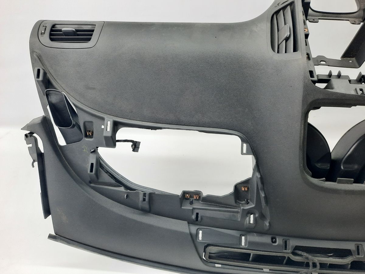 Volt Торпеда Chevrolet Volt 2013-2015 22893802 Chevrolet Volt 5