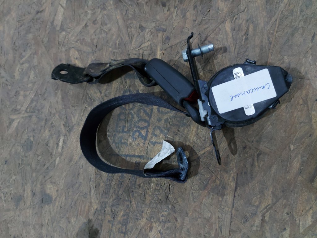 Altima Ремінь безпеки задній лівий/правий Nissan Altima 2013-2018 888449HS8B Nissan Altima 2