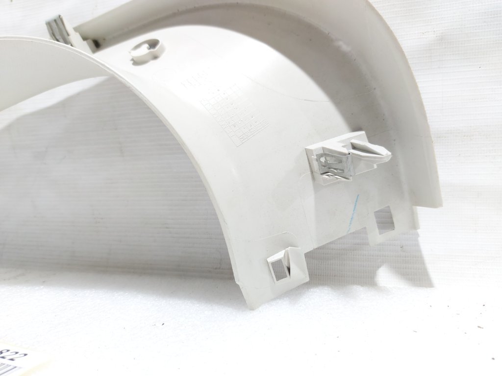 Focus Накладка крышки багажника левая Ford Focus hbk 2012-2018 F1EZ5842907AD 4