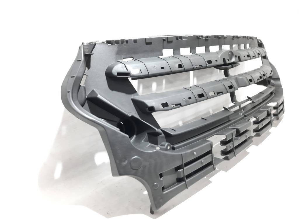  Основа решетки радиатора Ford Escape `16-19 Ford Escape 2