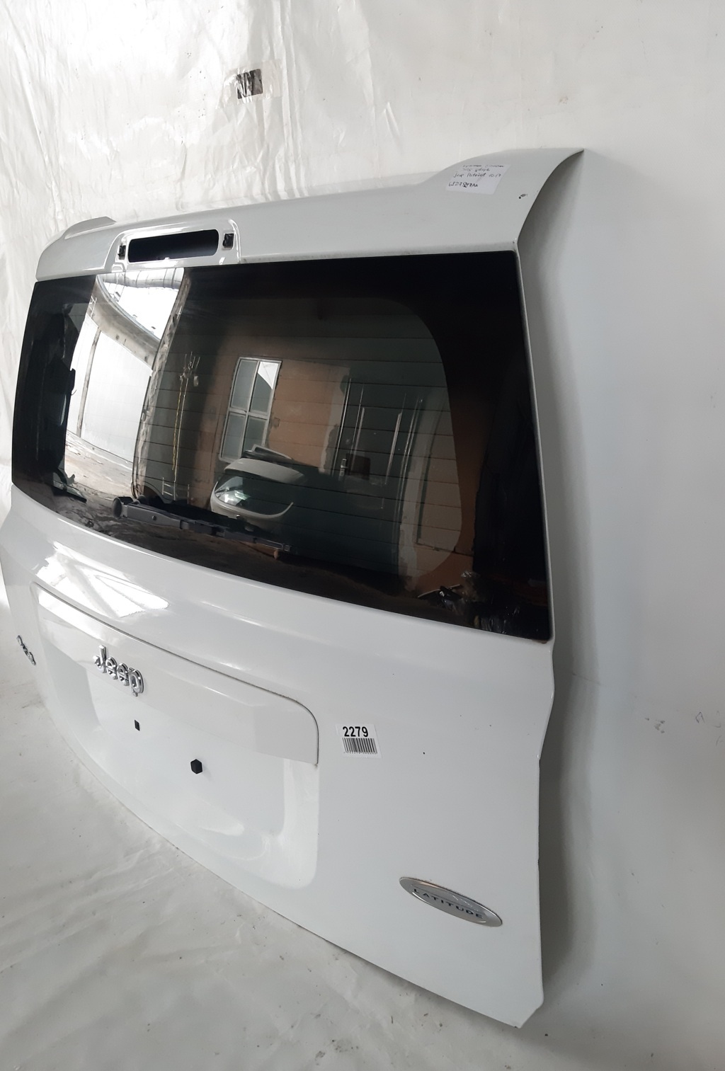 Patriot Кришка багажника задні двері (дефект) Jeep Patriot 2007-2017 68279277AA Jeep Patriot 27