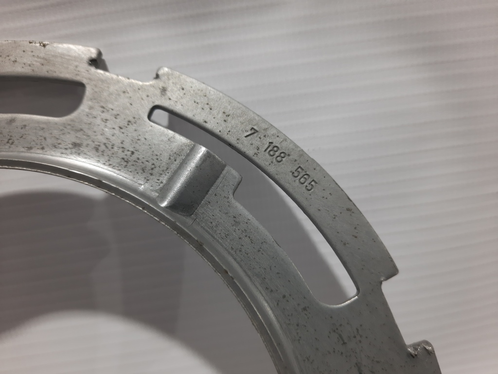 7 series Стопорне кільце паливного насоса BMW 7 2012 7188565 BMW 7 3