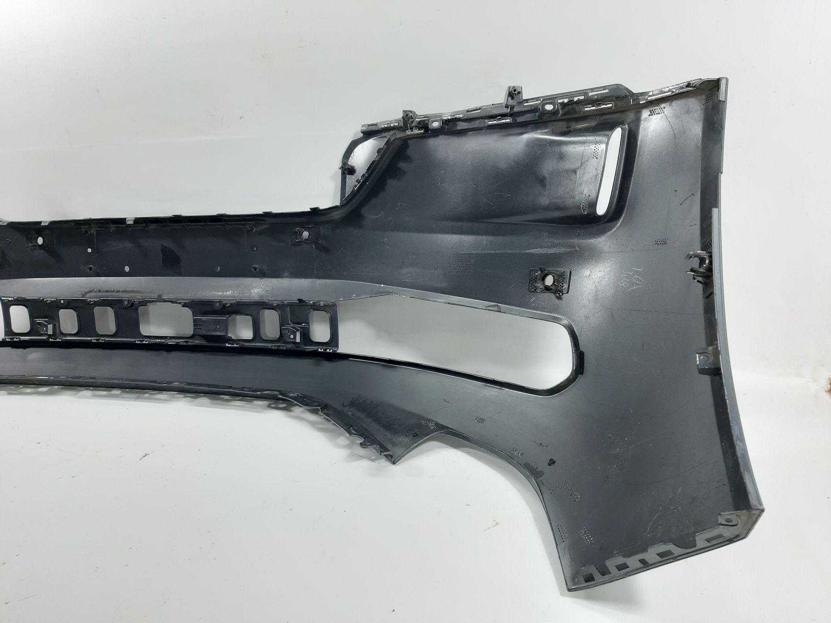 Передні бампери Бампер передній Zeekr 1 2022 8892500363C16 18