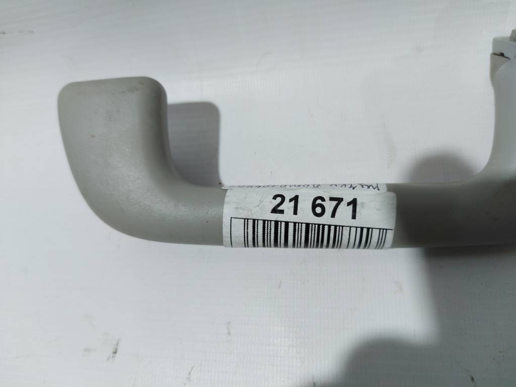 Prius c Стельові ручки Toyota Prius C 2004-2015 7461002071B1 Toyota Prius C 5