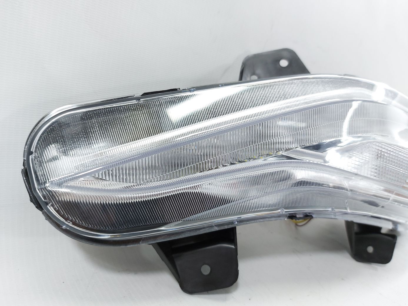 Противотуманные фары и дхо Дневной ходовой огонь левый Chevrolet Malibu 2019-2021 84575553 Chevrolet Malibu 3
