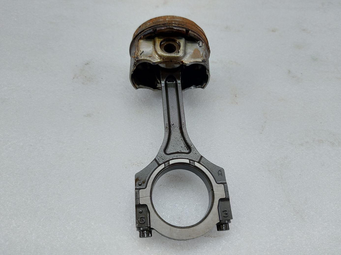 Товари з дефектами Шатун із поршнем (поршня брак) Kia CADENZA 2014-2020 235103L100 Kia CADENZA 2