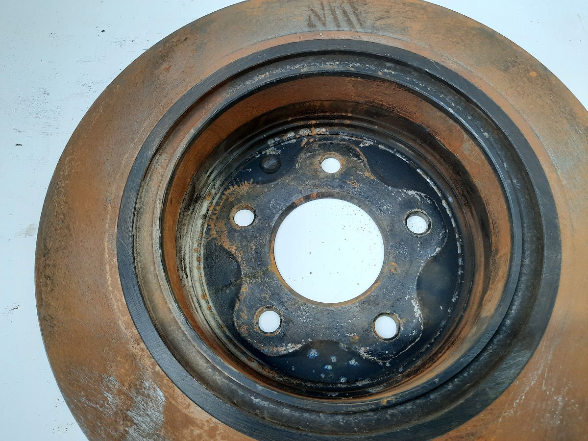 Altima Гальмівний диск задній лівий/правий Nissan Altima 2015-2020 43206ZX00B Nissan Altima 9