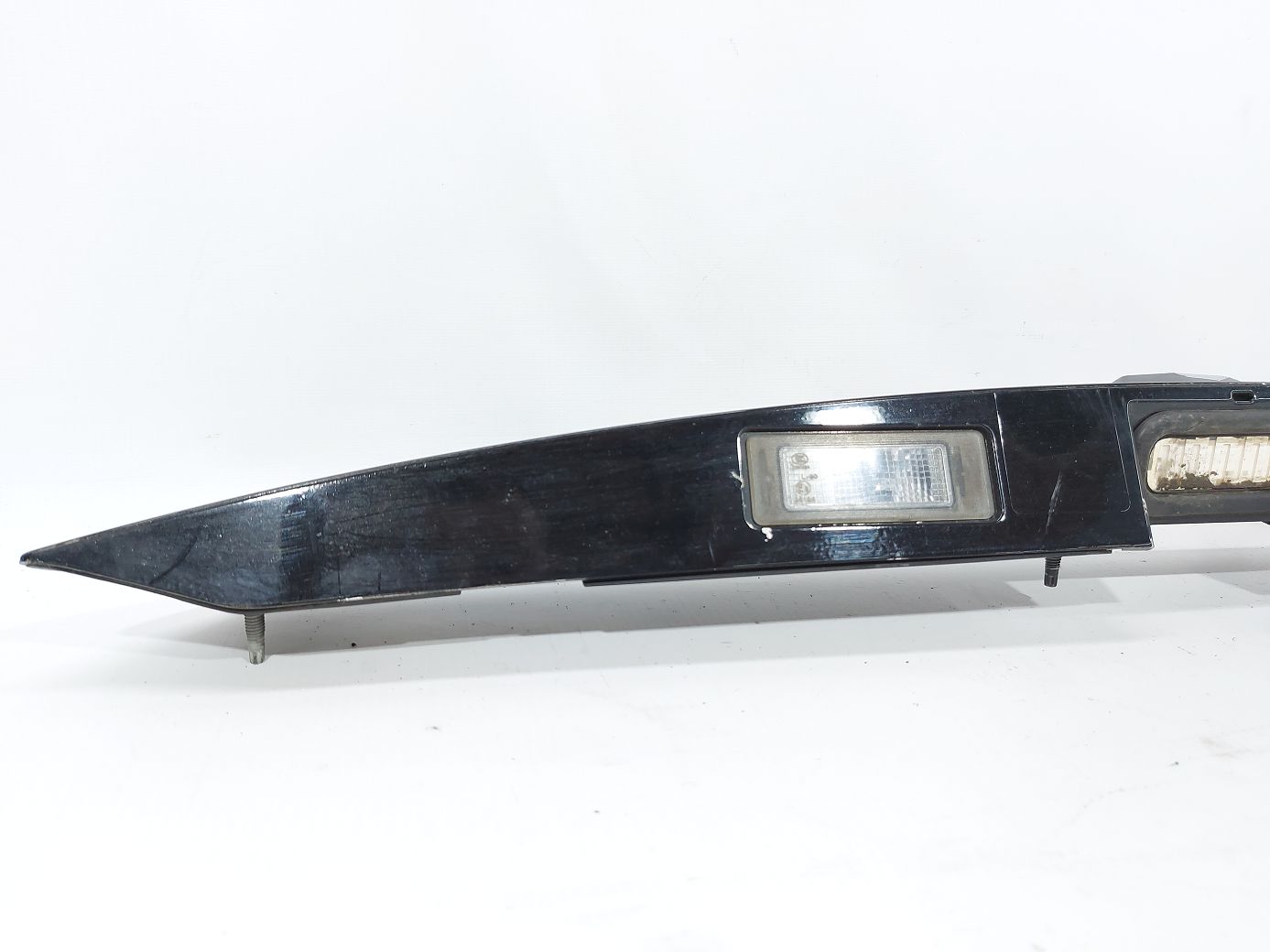 Equinox Накладка подсветки номера крышки багажника Chevrolet Equinox 2010-2015 84130176 Chevrolet Equinox 2