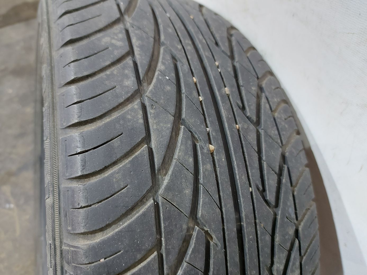 Всесезонные шины Гума Doral SDL55A M+S 87V 195/55R15 4